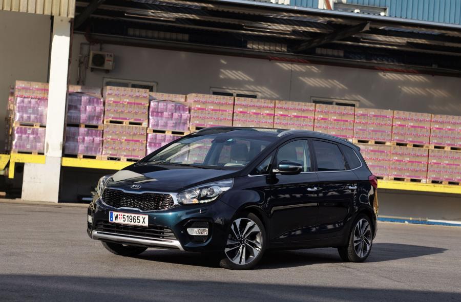  Kia Carens EcoDynamics 2016 года  (WW) (фото 23 из 27)